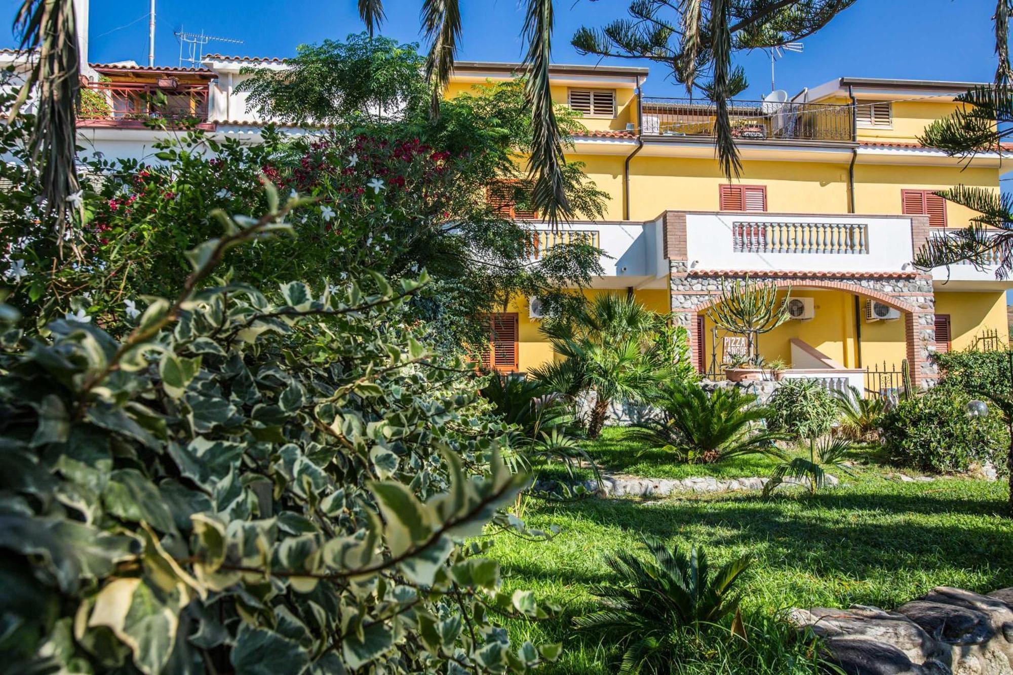 B&B Casa Cosmano Бранкалеоне-Маріна Екстер'єр фото